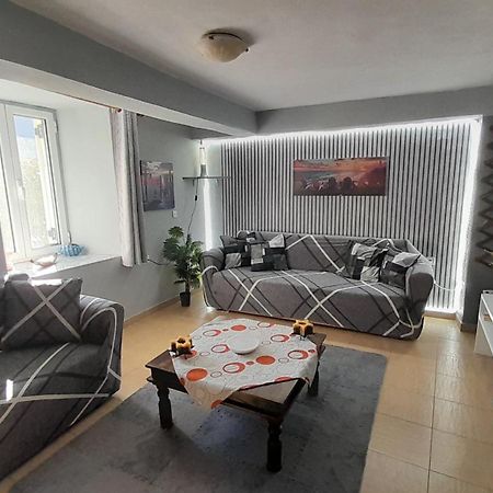 דירות לאונידיון George House מראה חיצוני תמונה