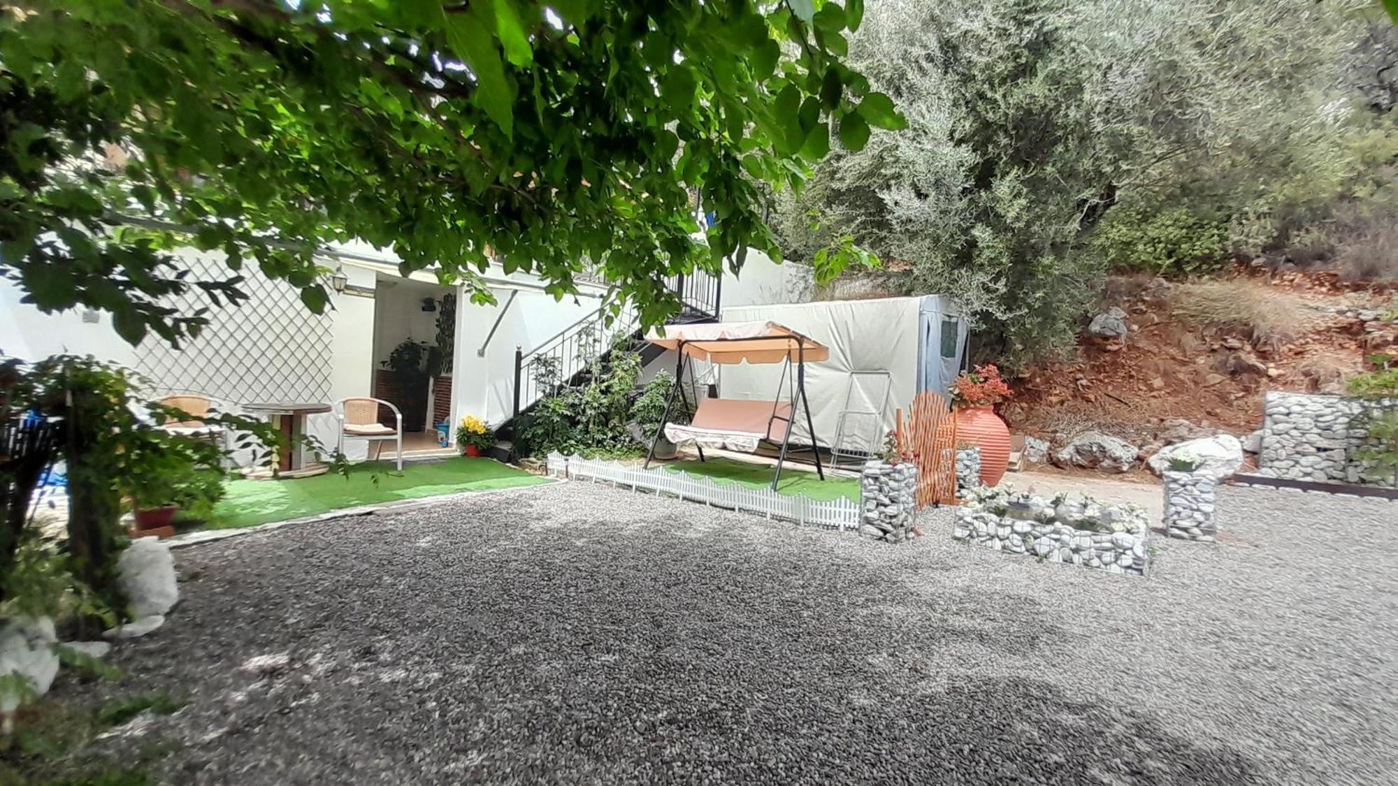 דירות לאונידיון George House מראה חיצוני תמונה